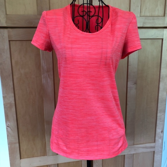Athleta NWOT workout tee Top, size XXS - Picture 1 of 7